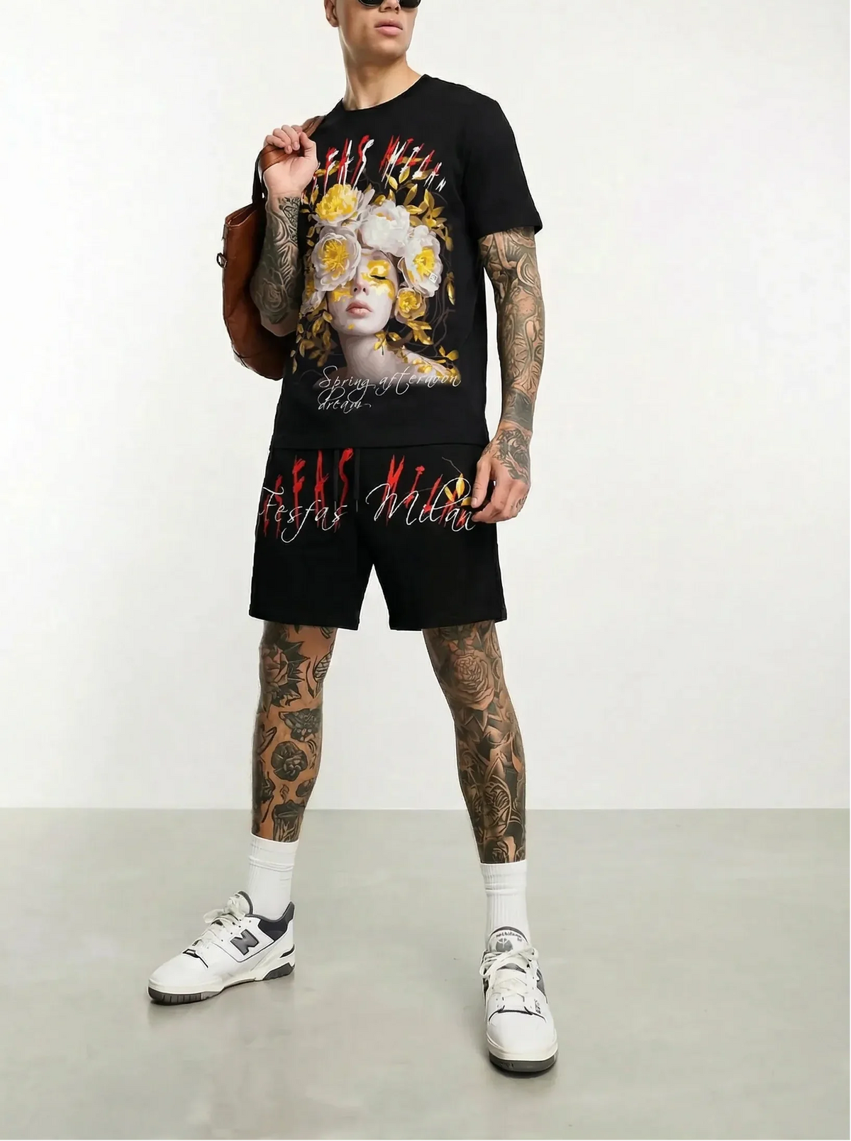 Bộ áo thun và quần short FesFas in hình nữ thần hoa