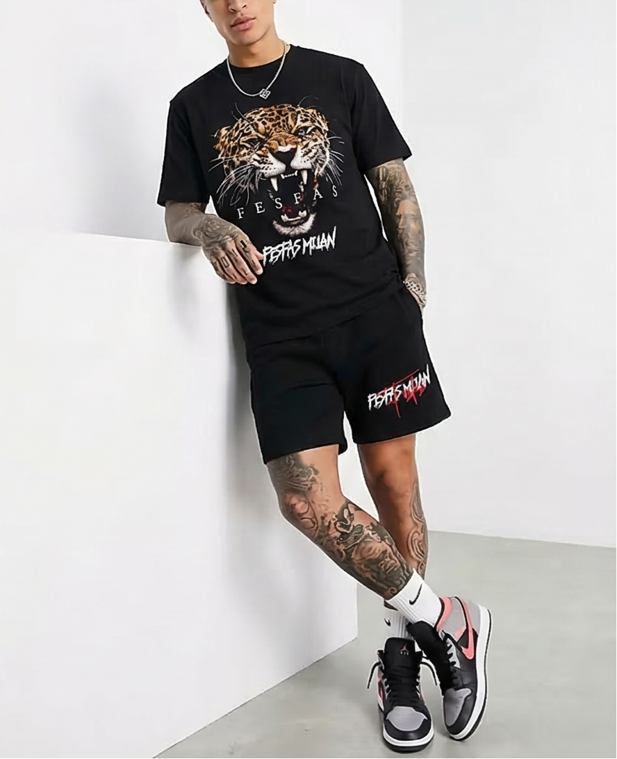 Bộ áo thun và quần short FesFas in hình báo đốm