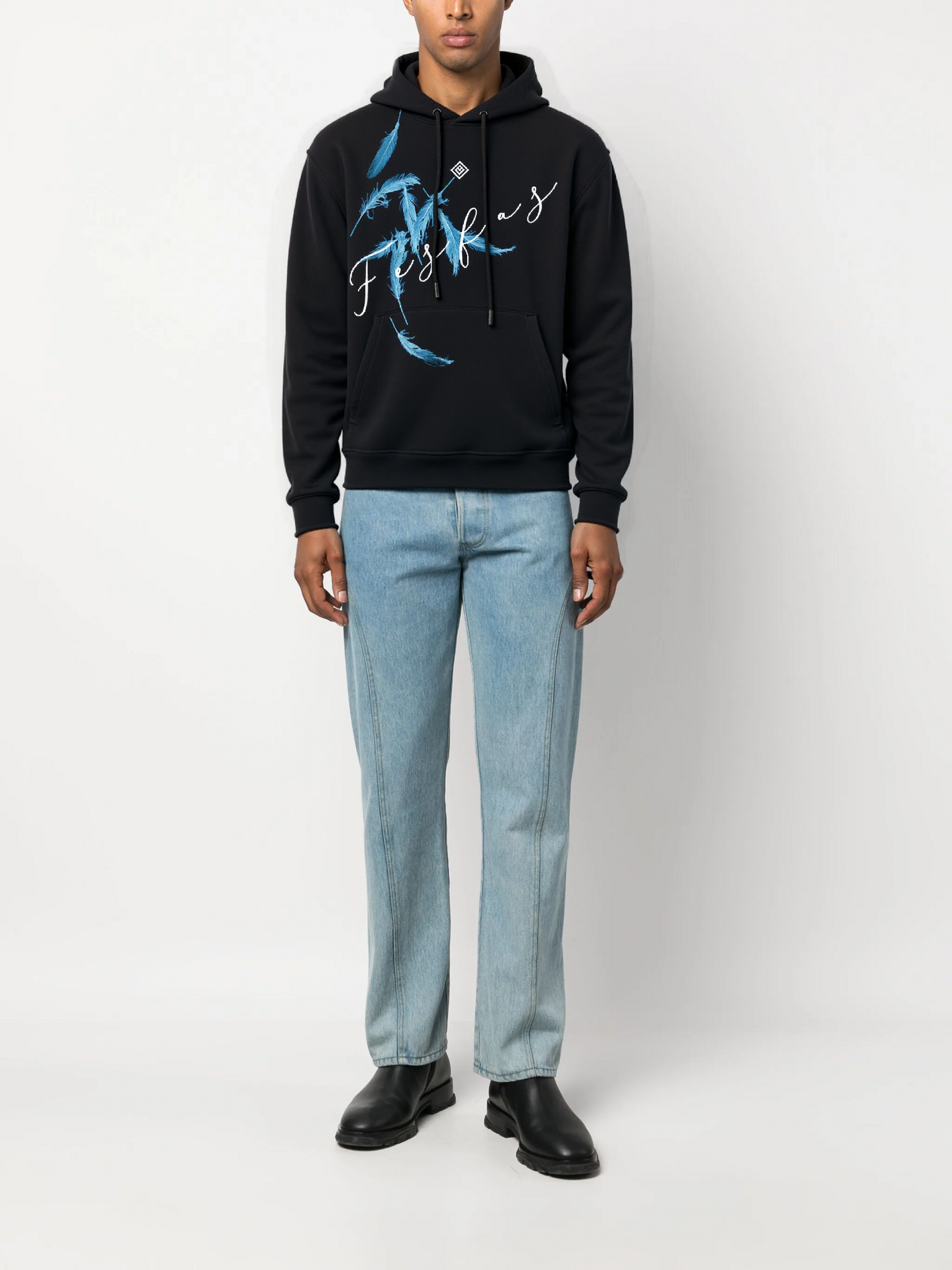 Bộ hoodie FesFas in hình lông vũ