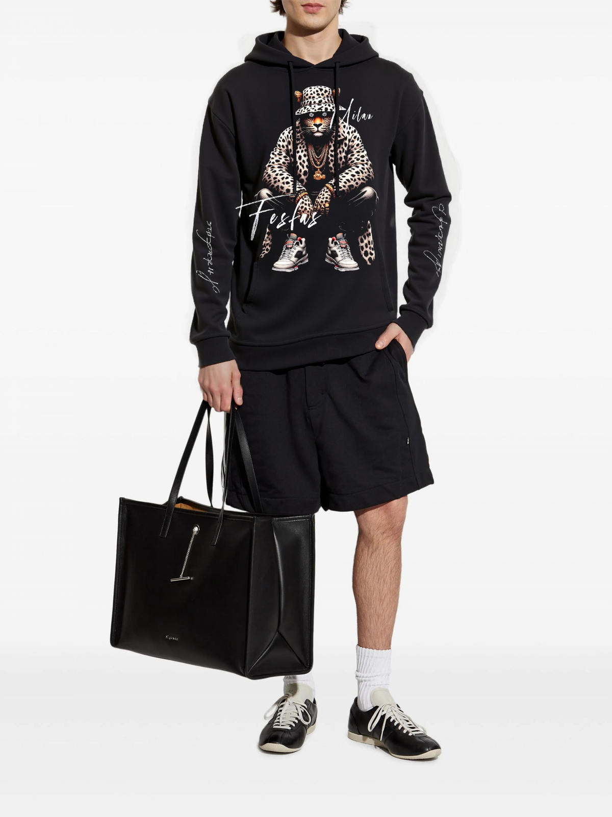 Áo hoodie FesFas in hình báo đốm